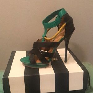Size  10M gently worn lovely green, black and yellow L.A.M.B. Heels